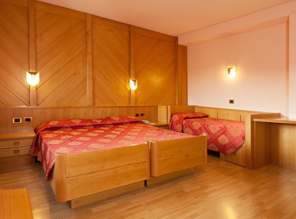 Hotel Rosalpina Фольгария Экстерьер фото