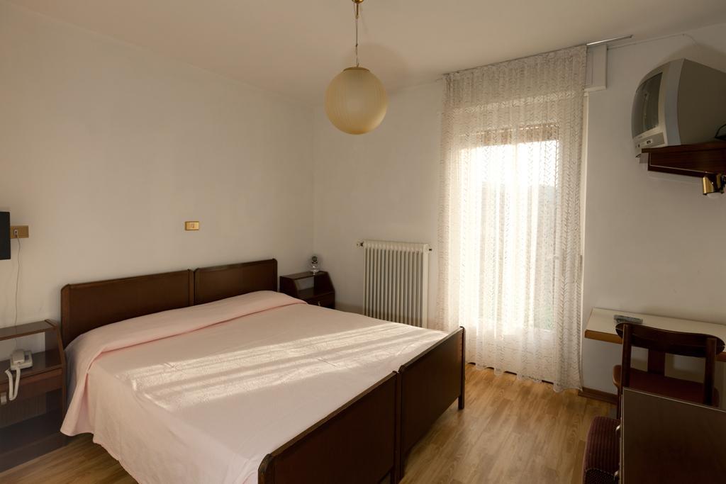 Hotel Rosalpina Фольгария Экстерьер фото